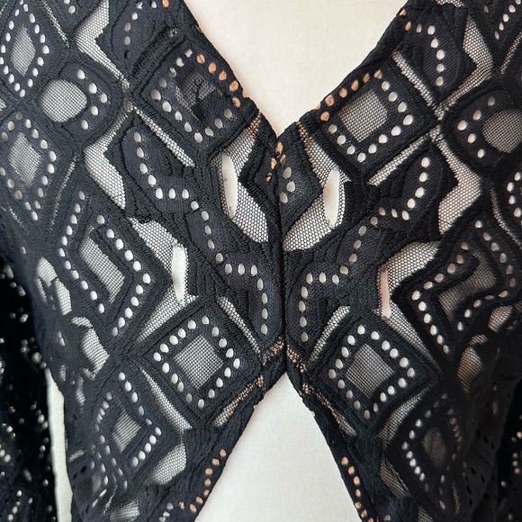 FOR LOVE & LEMONS Black Lace Pattern Open Back Mini Sheath Dress Boho GUC - Picture 12 of 12